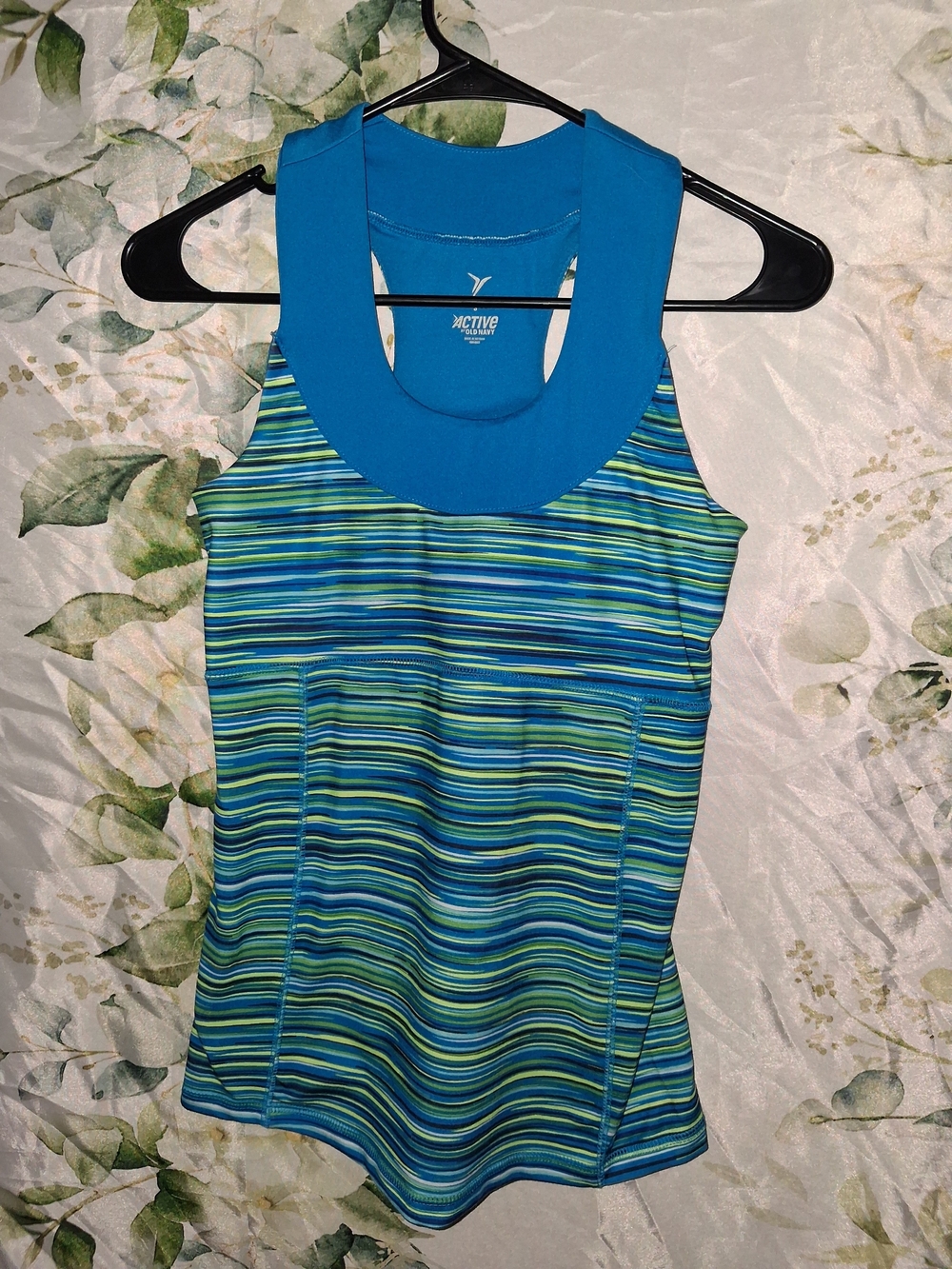 5For$12 Old Navy Athletic Top